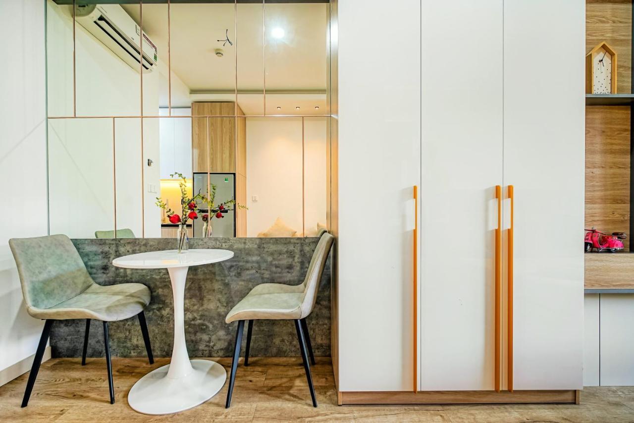 Sojo Lumiere Aparts - Luxury, Central Spot Apartment Ho Chi Minh City Exterior photo